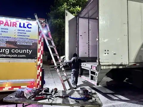 Diesel Road SERVICE 24/7 TRUCK & TRAILER+RV Reefer Units Repair photo 2