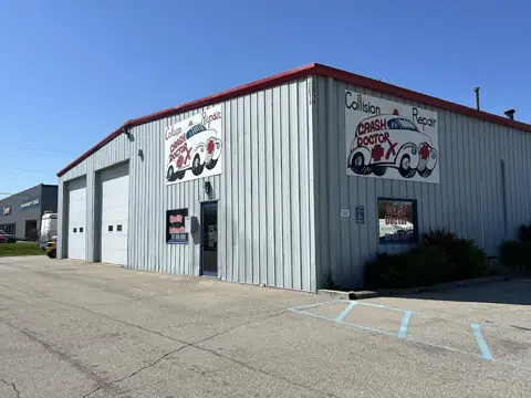 A Quality Automotive / Crash Doctor in Zionsville, IN