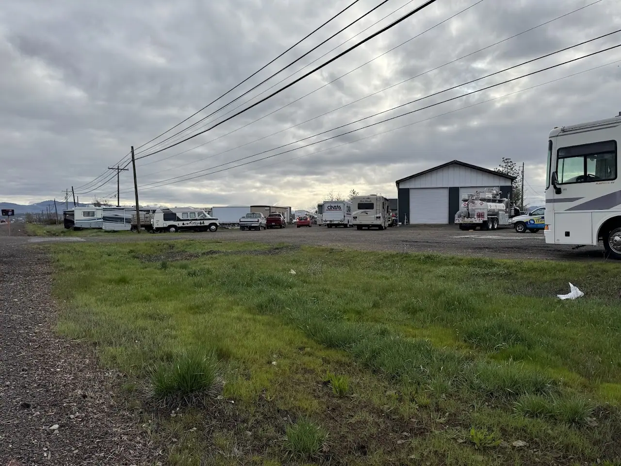 Oregon Light Truck & RV, RV repair in White City