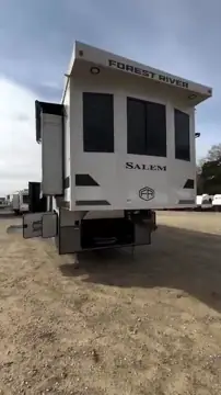 Crossroads Trailer Sales photo 3