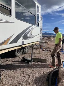 Rolling RV Repair Mobile Tech photo 2