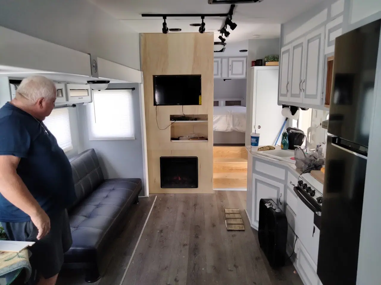 Dennis Cravens Certified RV & Marine, LLC, RV repair in Punta Gorda