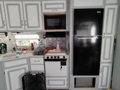 Dennis Cravens Certified RV & Marine, LLC photo 2