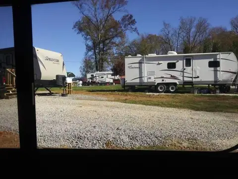 Honeycomb Haven Rv Park in Guntersville, AL