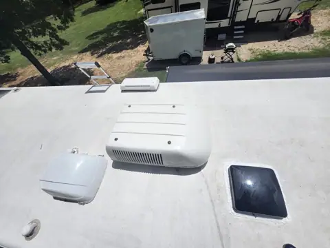 On The Mark Mobile RV Tech Services photo 2