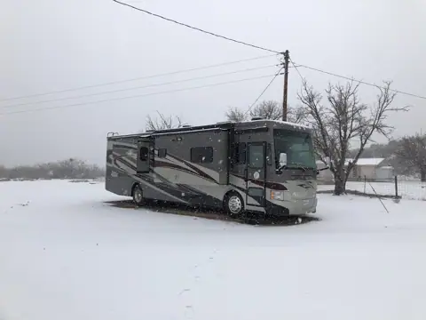 Elite Specialty Motor Homes in Alvarado, TX