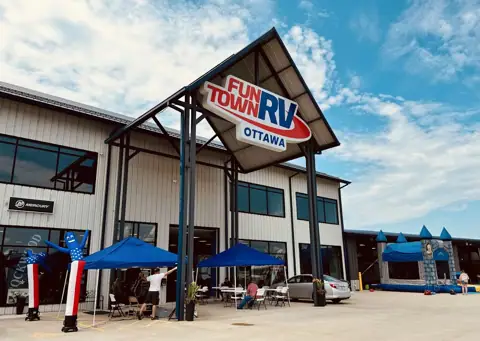 Fun Town RV Ottawa in Ottawa, KS
