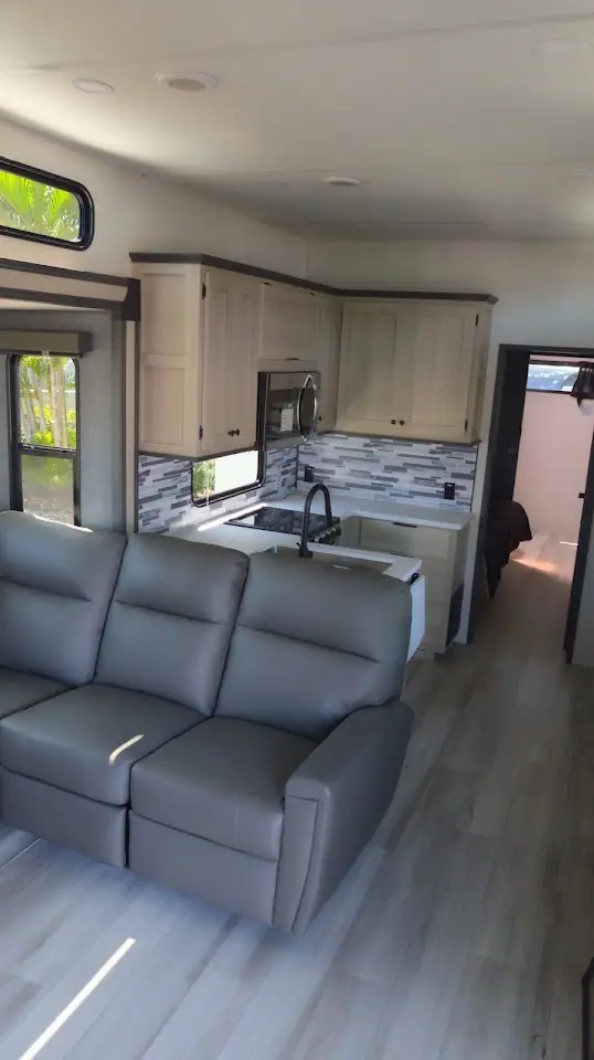 General RV Center, RV repair in Fort Myers