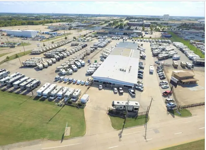 Holiday World of Dallas, RV repair in Mesquite