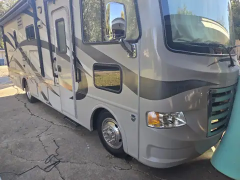 Davenport Diesel/ RV Repair photo 3