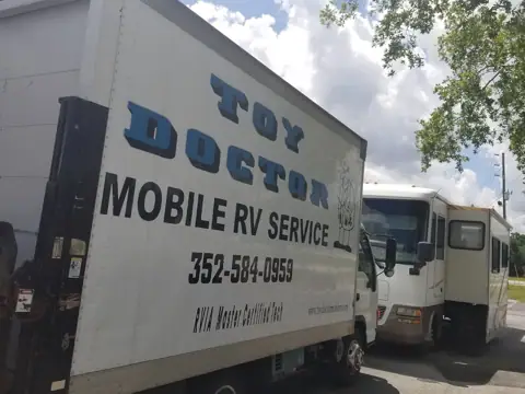 Toy Doctor photo 2