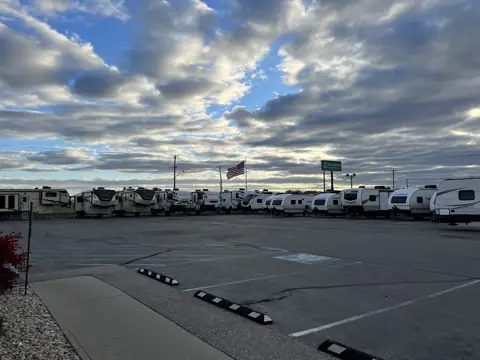 Fun Town RV Indianapolis photo 3