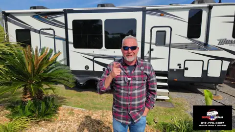 Nomad RV photo 2