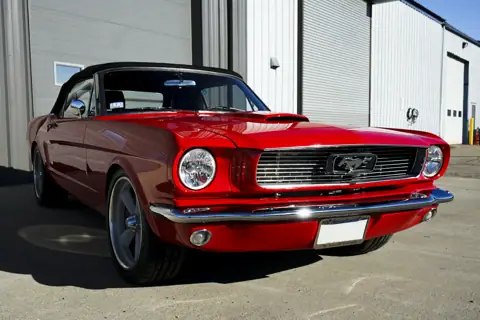 Carl's Collision Center photo 3