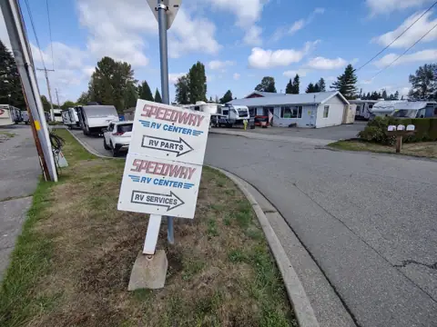 Speedway RV Service & Parts photo 3