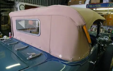 Genesis Auto Glass, Sunroof, & Upholstery photo 2