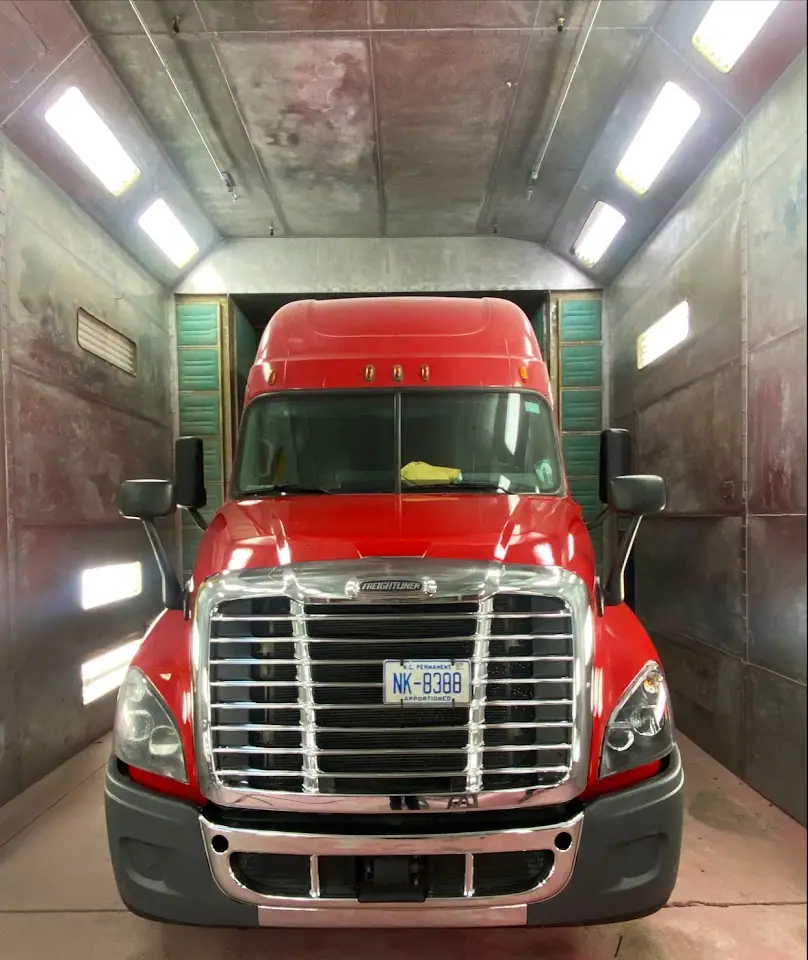 Jerry's Truck Body Repair Inc., RV repair in Lansing