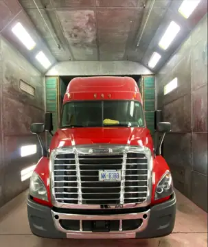 Jerry's Truck Body Repair Inc. photo 2