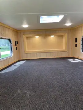 JJ RV And Horse Trailer Repair photo 2