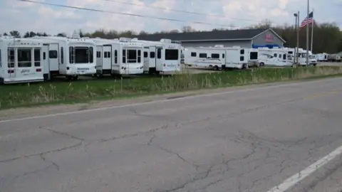 Blue Compass RV Midland photo 3