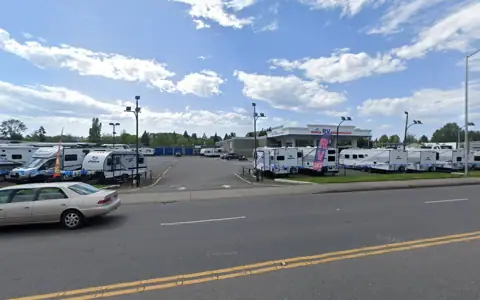 Service Center at Valley RV Supercenter photo 2