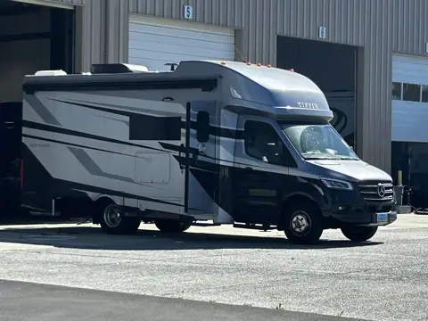 La Mesa | RecVan – Davis RV & Motorhome Service photo 2