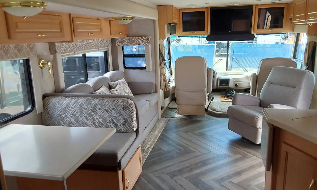 Amazing Creations, RV repair in Junction City