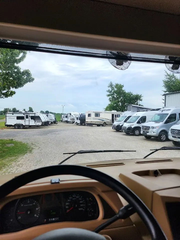 Shafer's Truck & RV Sales LLC, RV repair in Delta