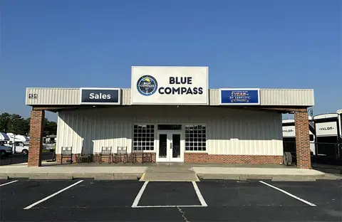 Blue Compass RV Byron–Macon photo 2