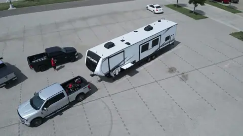 RV FIXIN LLC photo 3