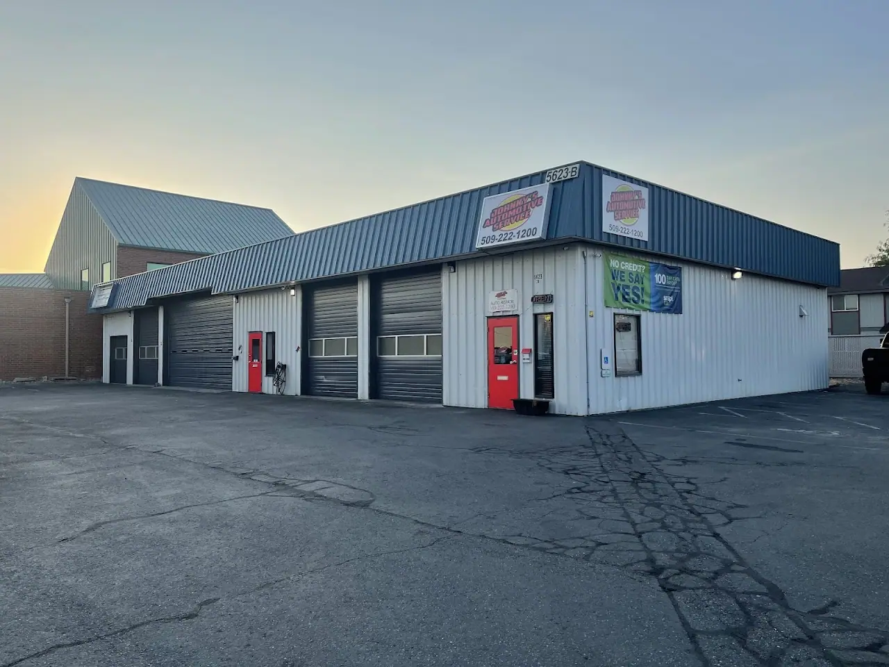 Johnny's Automotive and Rv Repairs, RV repair in Kennewick