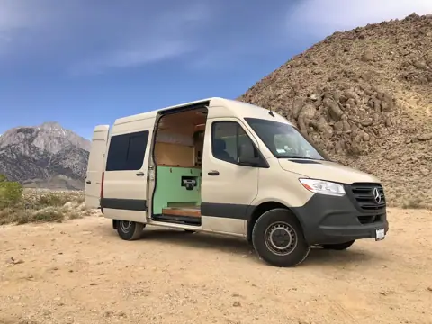 Beleza Vans in Van Nuys, CA