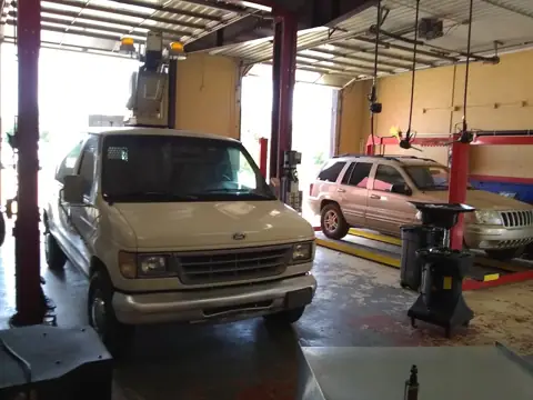 Mountain Home Motors Auto Repair photo 3
