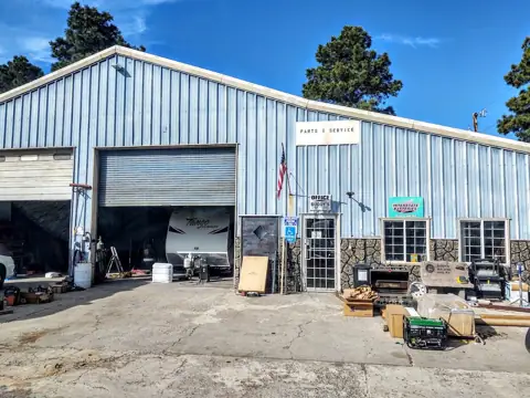 Buddy's Welding & RV Inc photo 3