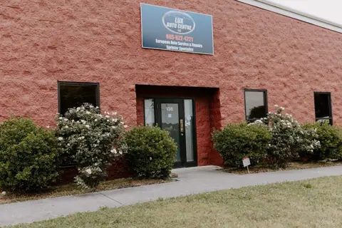 Lux Auto Centre photo 3