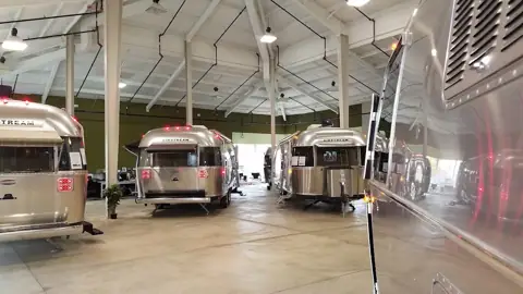 Campers Inn RV of Naperville photo 3