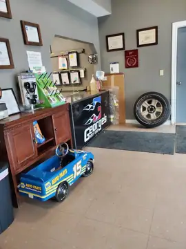 George's Body Shop Inc photo 3