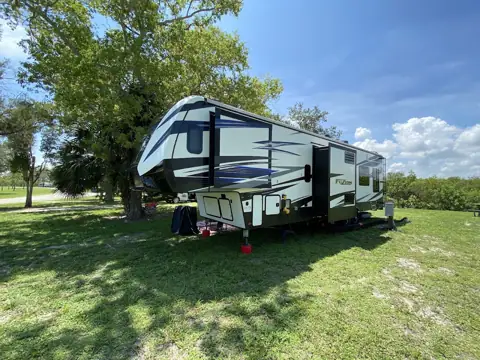 Mobile RV Repair and Services photo 3