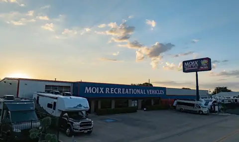 Moix RV Supercenter photo 3