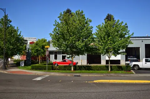Ron's Auto & RV photo 2
