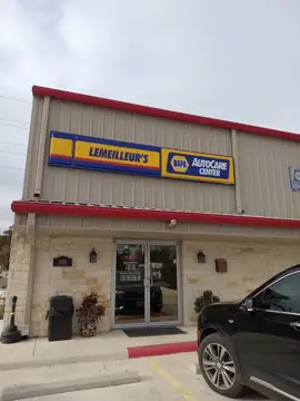 LeMeilleur's Automotive, Truck & RV photo 2