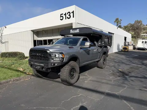 Truck Camper Garage - Service Shop photo 3