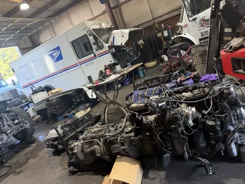 MJ Truck and Trailer Repair photo 3