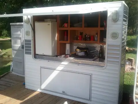 Universal RV in Sullivan, OH