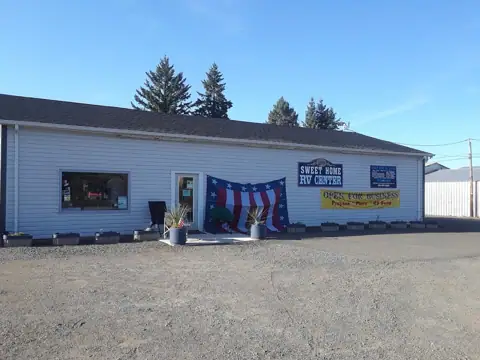 Sweet Home RV Center LLC in Sweet Home, OR