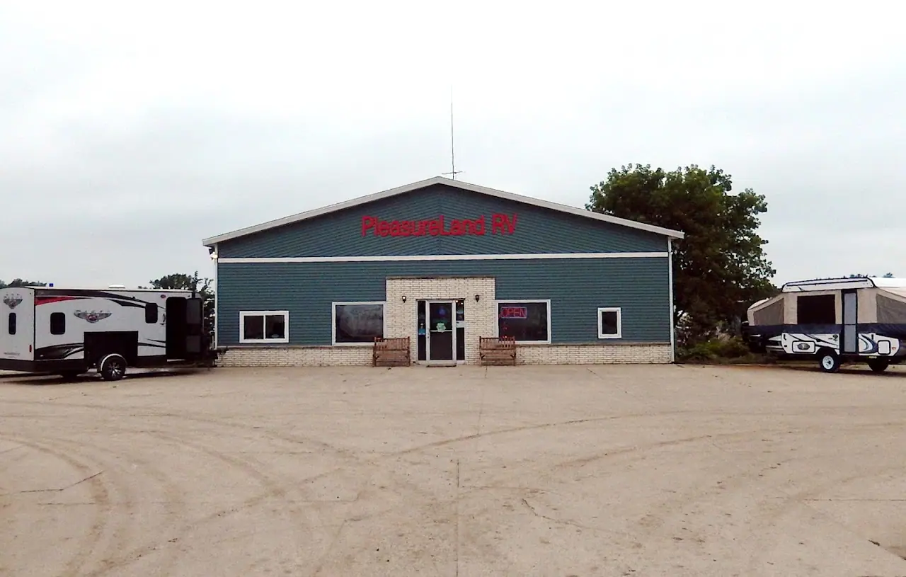 Pleasureland RV - Long Prairie, RV repair in Long Prairie