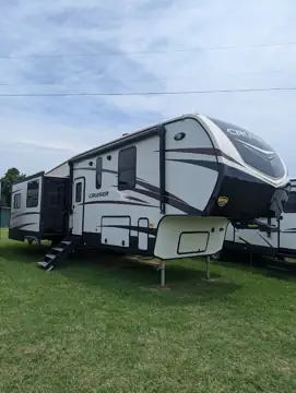 D J's RV Services in Grove, OK
