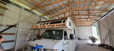 R James Mobile RV Repair photo 3
