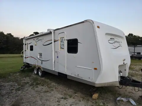 Bell's Rv And Auto Repair photo 3
