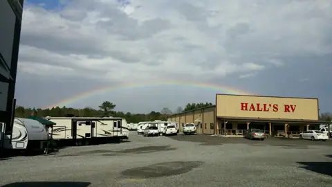 Hall's RV photo 2